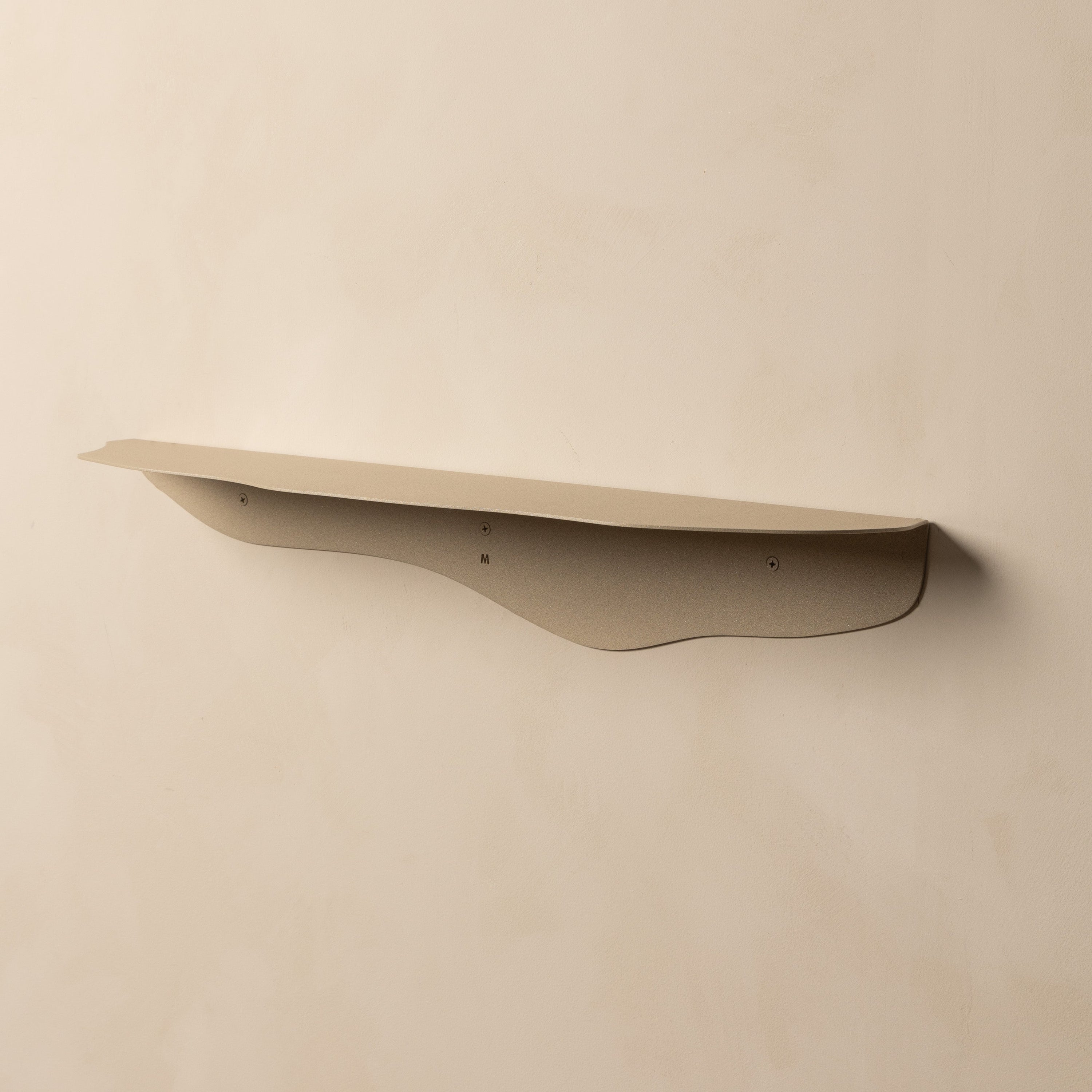 FOLD Wavy Shelf 750