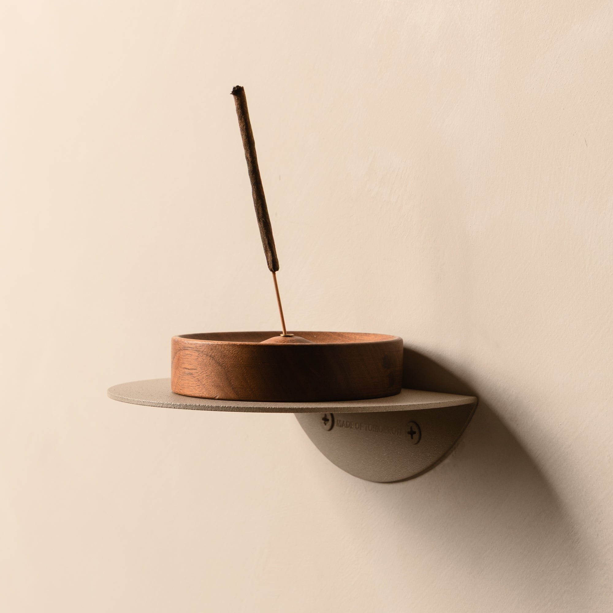 FOLD Round Shelf 150