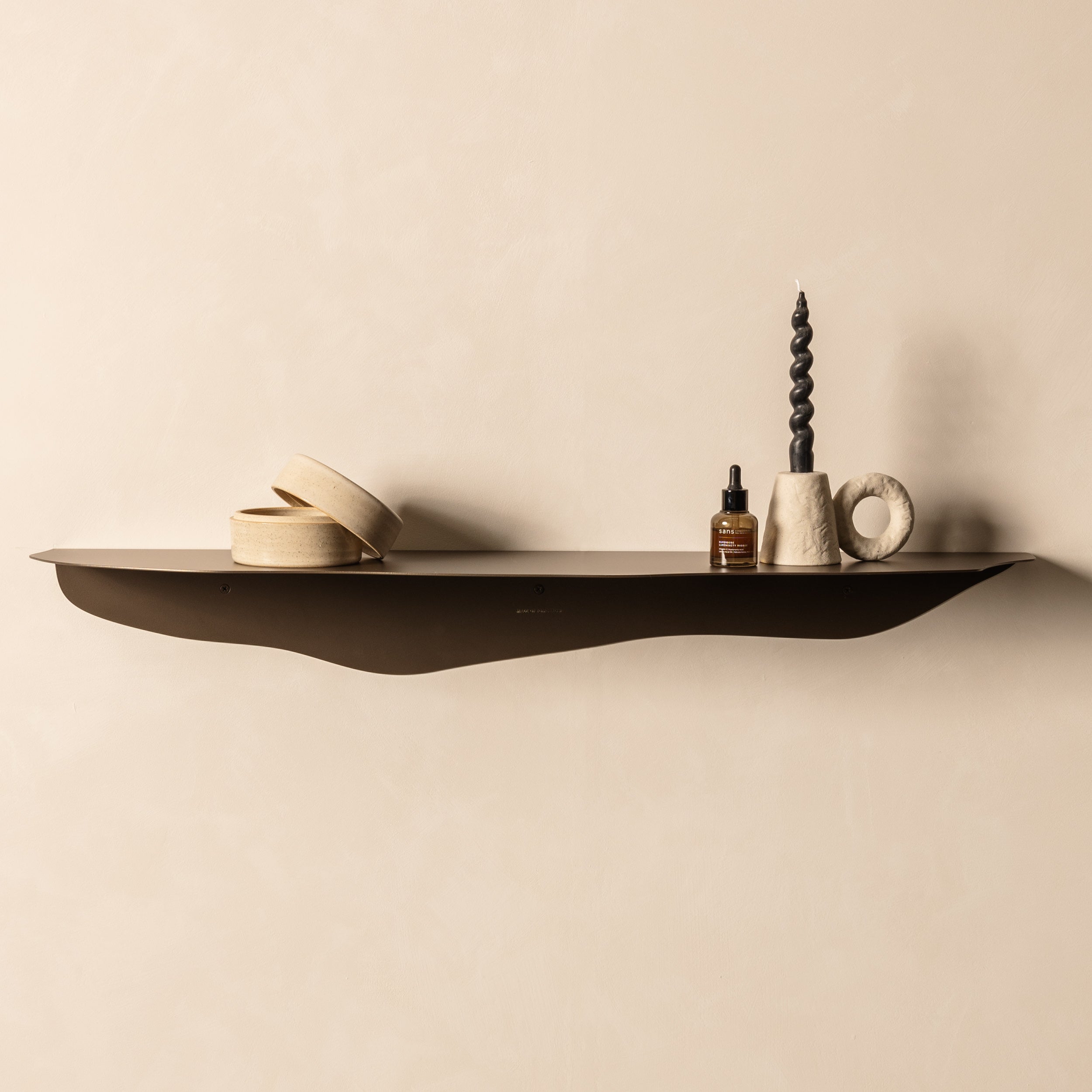 FOLD Wavy Shelf 950